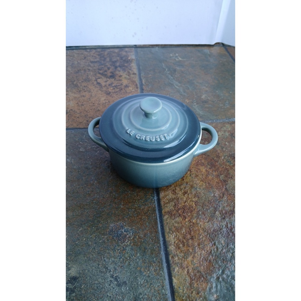 Le Creuset Stoneware Mini Cocotte 8oz‎ Covered Ramekin Ocean Teal Ombre 16.22